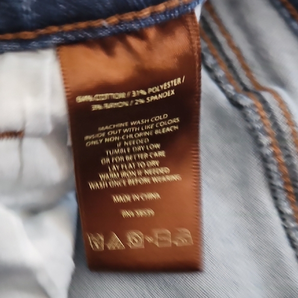 Kut from the Kloth Distressed Blue Ankle Jeans - Picture 8 of 13